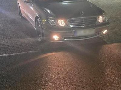 Gebraucht Mercedes C180 143 PS (105 kW) 2006 Grau Limousine