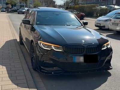 Gebraucht BMW 330 Performance 265 PS (194 kW) 2019 Schwarz Limousine