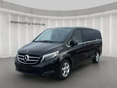 Gebraucht Mercedes V250 Avantgarde 190 PS (139 kW) 2019 Schwarz Van / Kleinbus