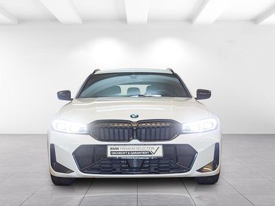 Alpinweiss iii Gebraucht 2024 BMW 318 Comfort Edition Kombi | 35.500 € (Fairer Preis)