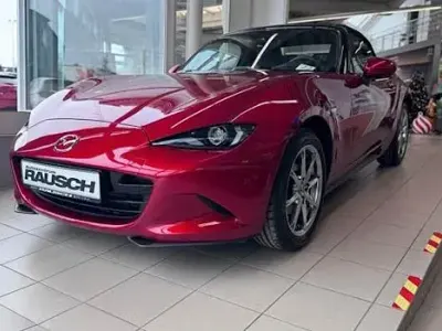 Nuova Mazda MX5 Exclusive-Line 132 CV (97 kW) 2025 Rosso Cabrio