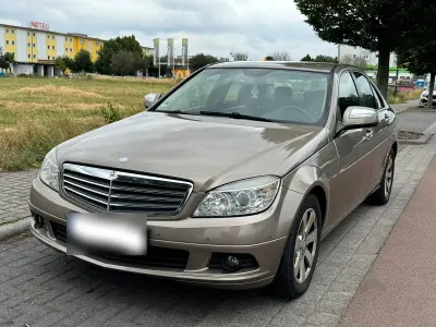 Gebraucht Mercedes C200 136 PS (100 kW) 2008 Gold Limousine
