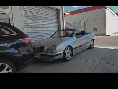 Mercedes CLK230