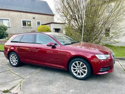 Gebraucht Audi A4 Sport 150 PS (110 kW) 2016 Rot Kombi