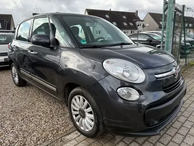 Gebraucht Fiat 500L Pop Star 84 PS (61 kW) 2013 Colore esterno (moda grau) Van / Kleinbus