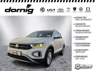 Second-hand VW T-Roc Life 116 CP (85 kW) 2024 Alb SUV