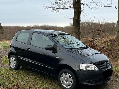 Second-hand VW Fox 55 CP (40 kW) 2009 Negru Hatchback