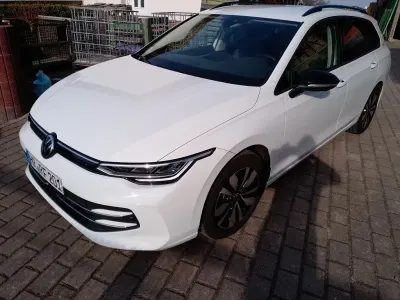Gebraucht VW Golf VIII Goal 116 PS (85 kW) 2025 Weiß Kombi