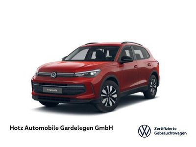 Gebraucht VW Tiguan Goal 131 PS (96 kW) 2024 Rot SUV