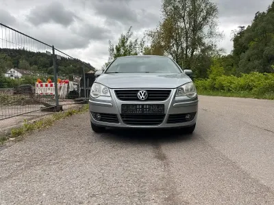 Gebraucht VW Polo 64 PS (47 kW) 2006 Grau Kleinwagen