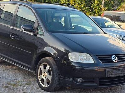 Black magic perleffekt Gebraucht 2004 VW Touran Trendline Van / Kleinbus | 1.499 € (Guter Preis)