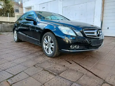 Gebraucht Mercedes 200 205 PS (150 kW) 2010 Schwarz Coupé