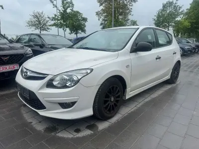 Brugt Hyundai i30 Edition 109 HK (80 kW) 2012 Hvid Sedan