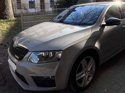 Gebraucht Skoda Octavia RS 184 PS (135 kW) 2014 Grau Kleinwagen