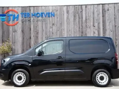 Gebraucht Opel Combo 75 PS (55 kW) 2021 Schwarz Van / Kleinbus
