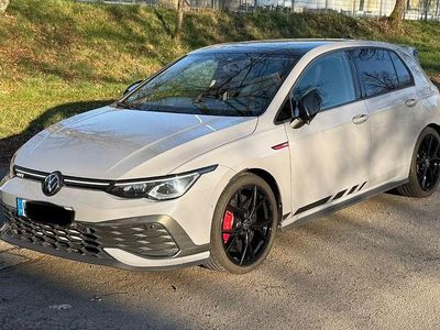Gebraucht VW Golf VIII GTI Clubsport 300 PS (220 kW) 2024 Grau Limousine