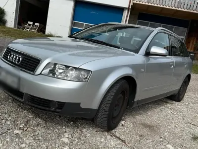 Gebraucht Audi A4 130 PS (95 kW) 2001 Silber Kombi