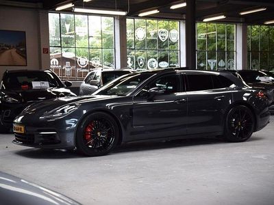 Second-hand Porsche Panamera Sport Turismo 441 CP (324 kW) 2018 Gri Berlinǎ