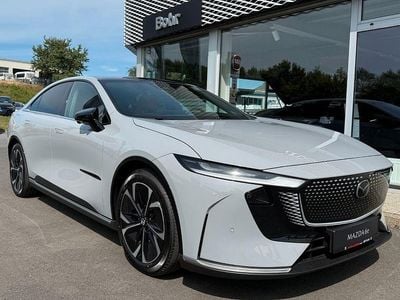 Grau Gebraucht 2025 Mazda 6e Takumi-Line Limousine | 36.980 € (Guter Preis)