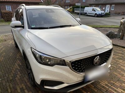 gebraucht MG ZS Luxury Elektro Antrieb Schnellladefunktion 7J. Garantie