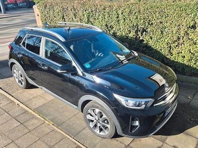 Gebraucht Kia Stonic Spirit 136 PS (100 kW) 2019 Schwarz SUV