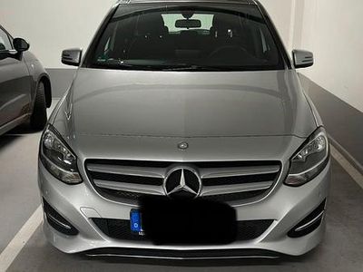Mercedes B180