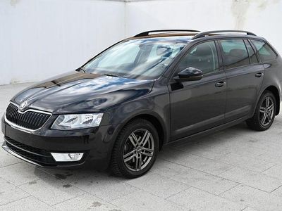 Gebraucht Skoda Octavia Elegance 140 PS (102 kW) 2014 Schwarz Kleinwagen