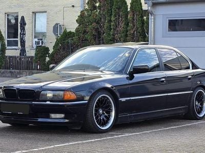 BMW 740
