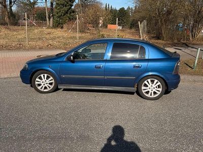 Gebraucht Opel Astra 101 PS (74 kW) 2002 Blau Kombi
