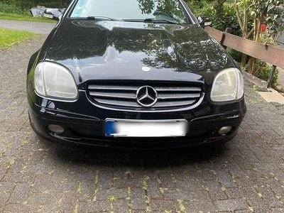 Schwarz Gebraucht 2001 Mercedes SLK200 Cabrio | 2.500 € (Guter Preis)
