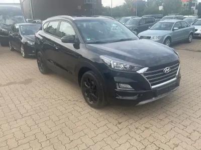 Gebraucht Hyundai Tucson Trend 177 PS (130 kW) 2019 Phantom black SUV