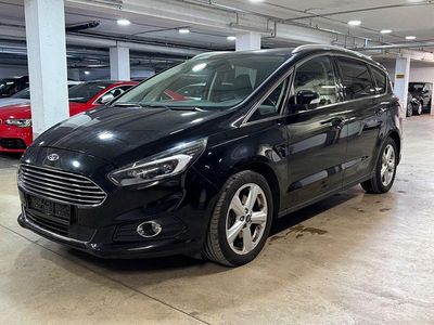Gebraucht Ford S-MAX Titanium 150 PS (110 kW) 2016 Schwarz Van / Kleinbus