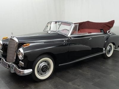 Gebraucht Mercedes 300 160 PS (117 kW) 1959 Schwarz Cabrio