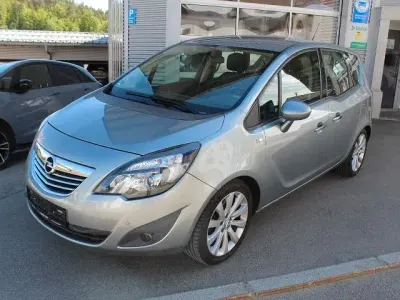 Gebraucht Opel Meriva Innovation 140 PS (102 kW) 2011 Silbersee/silver lake (metallic) Van / Kleinbus