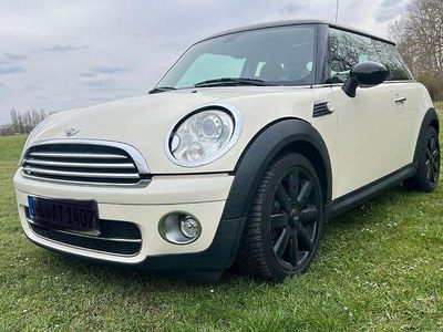 Gebraucht Mini Cooper D 109 PS (80 kW) 2009 Weiß Kleinwagen