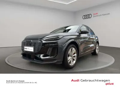 Gebraucht Audi Q6 e-tron S-Line 225 kW (306 PS) 2025 Magnetgrau SUV