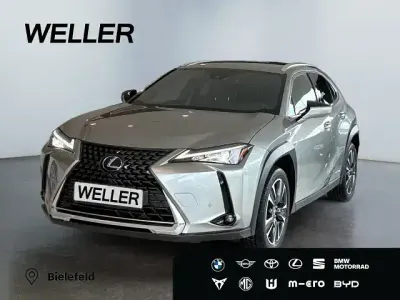 Second-hand Lexus UX 250h 184 CP (135 kW) 2022 Argintiu SUV