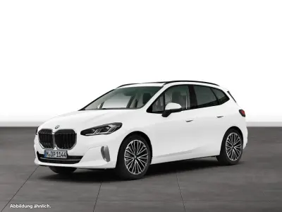 Gebraucht BMW 220 Active Tourer Comfort Edition 150 PS (110 kW) 2025 Van / Kleinbus