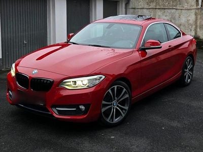 Gebraucht BMW 225 Sport Line 224 PS (164 kW) 2016 Rot Coupé