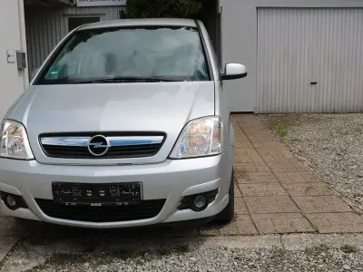 Gebraucht Opel Meriva Edition 90 PS (66 kW) 2008 Silber Van / Kleinbus