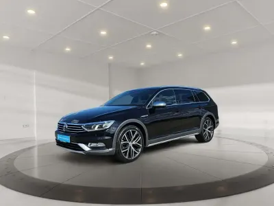 Gebraucht VW Passat Alltrack 220 PS (161 kW) 2018 Schwarz Kombi