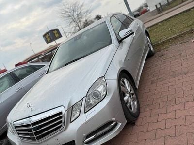 Mercedes E300