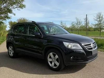Second-hand VW Tiguan 140 CP (102 kW) 2011 Negru SUV