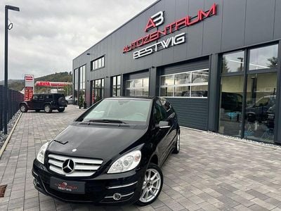 Schwarz Gebraucht 2009 Mercedes B170 Van / Kleinbus | 5.995 € (Fairer Preis)