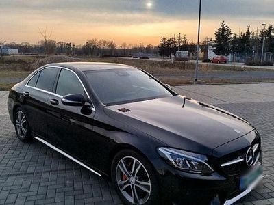 Gebraucht Mercedes C180 AMG line 156 PS (114 kW) 2015 Schwarz Limousine