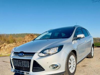 Usata Ford Focus Titanium 140 CV (102 kW) 2014 Argento Station wagon