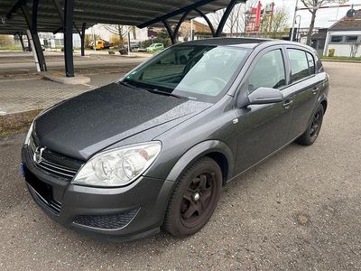 Gebraucht Opel Astra Edition 116 PS (85 kW) 2009 Grau Limousine