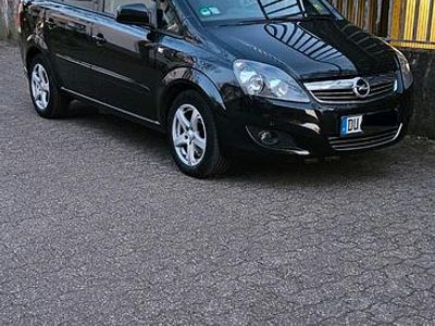 Gebraucht Opel Zafira Family 150 PS (110 kW) 2013 Silber Van / Kleinbus