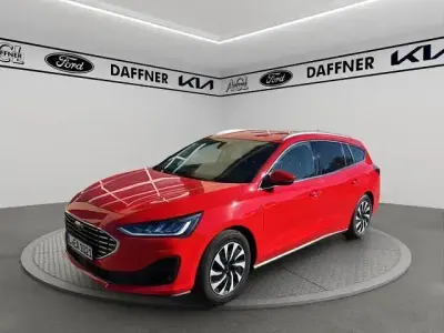Usata Ford Focus Titanium 116 CV (85 kW) 2024 Rosso Station wagon
