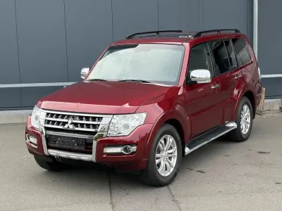 Gebraucht Mitsubishi Pajero Top 190 PS (139 kW) 2016 Rot SUV